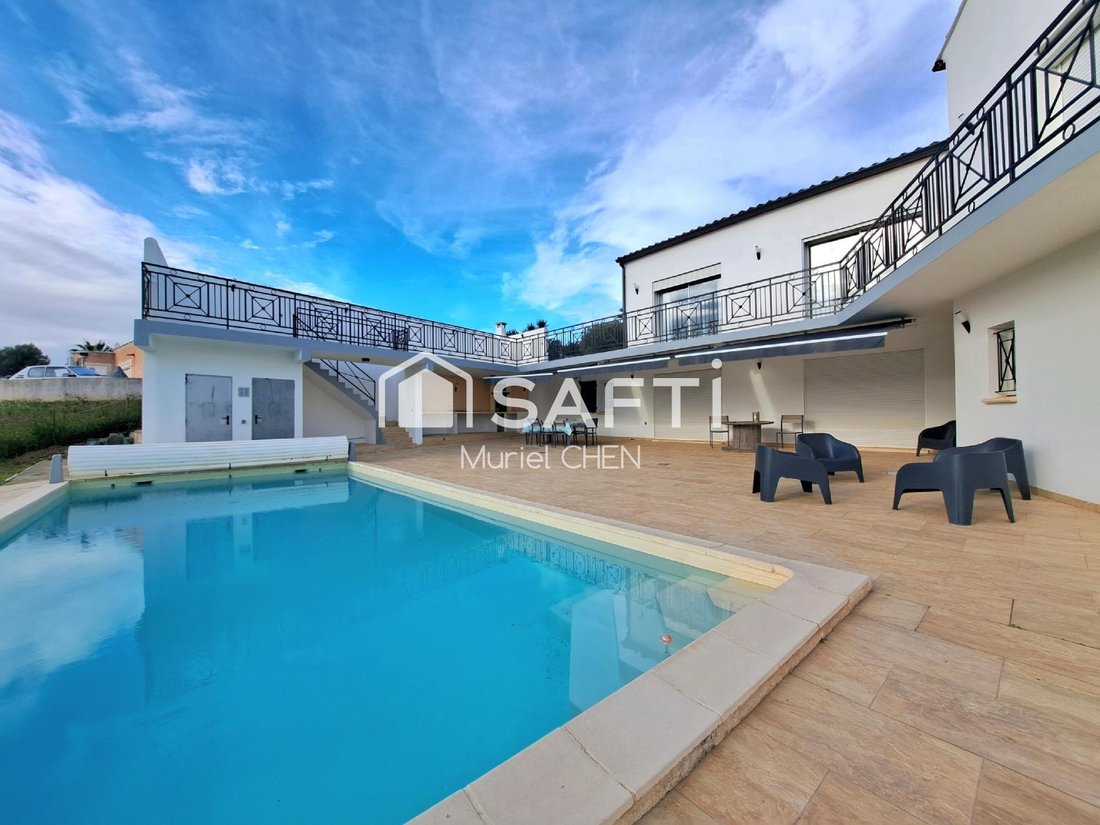 House in Zone Sud, Saint-Gilles, France 2 - 17452656