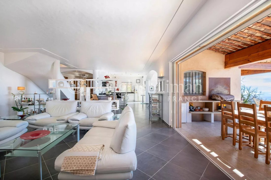 Villa in Grasse, Provence-Alpes-Côte d'Azur, France 3 - 13931964