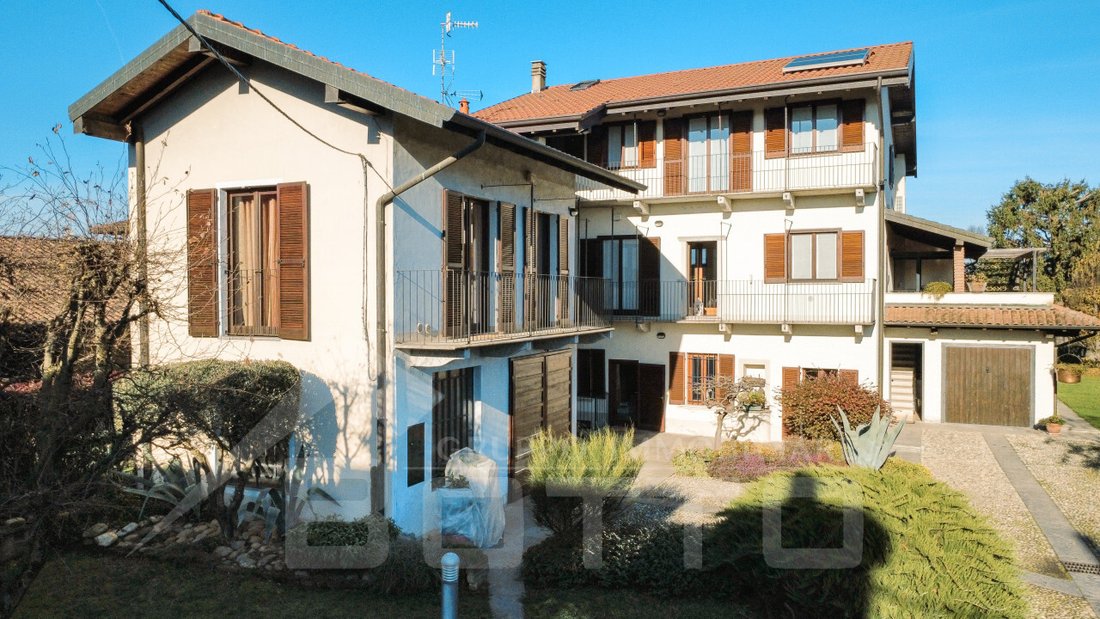 House in Cecca-Agagliate, Piedmont, Italy 3 - 18064755