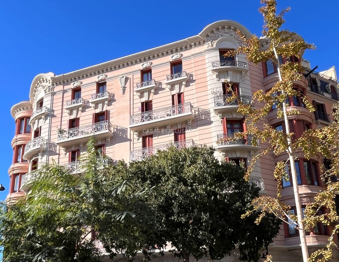 Apartment in Eixample, Barcelona, Spain 1 - 17340296