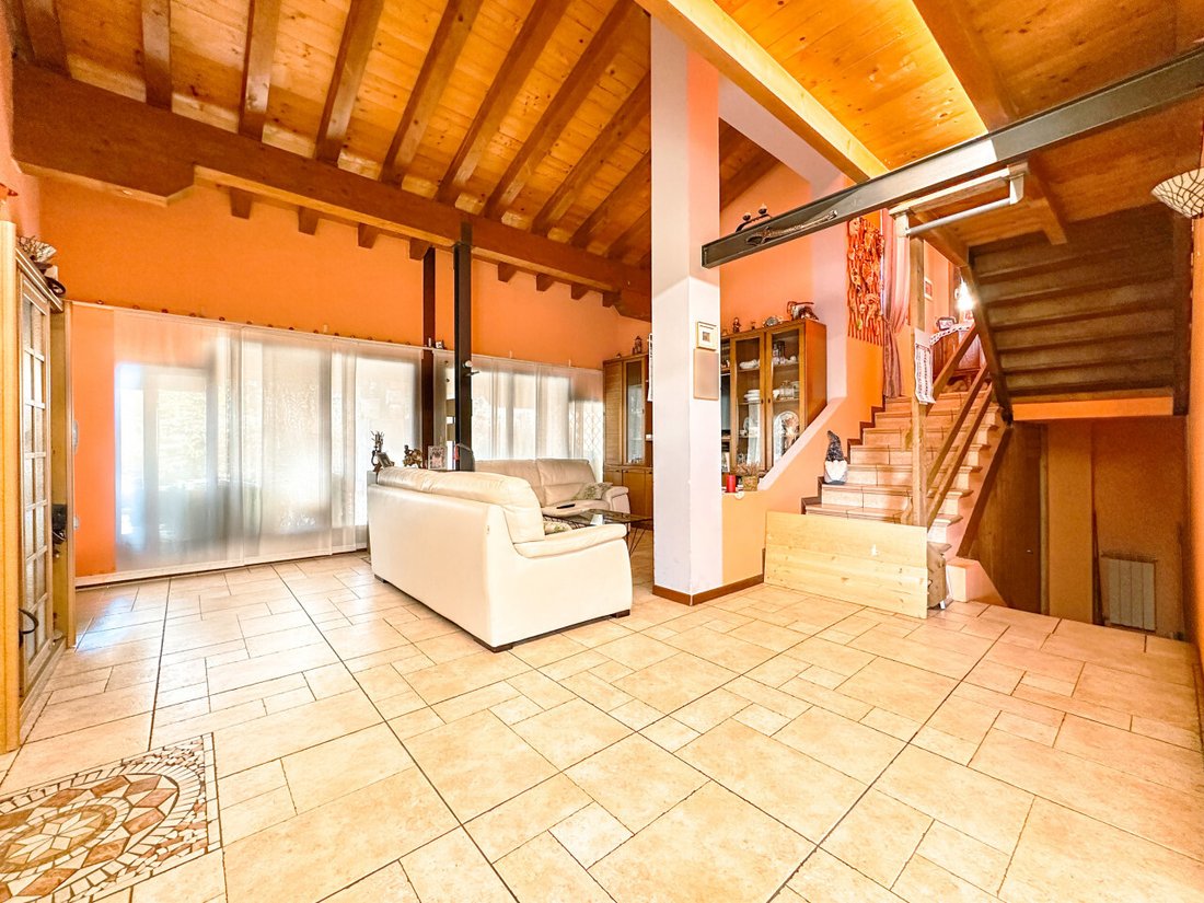 Villa in Cecca-Agagliate, Piedmont, Italy 3 - 18064409