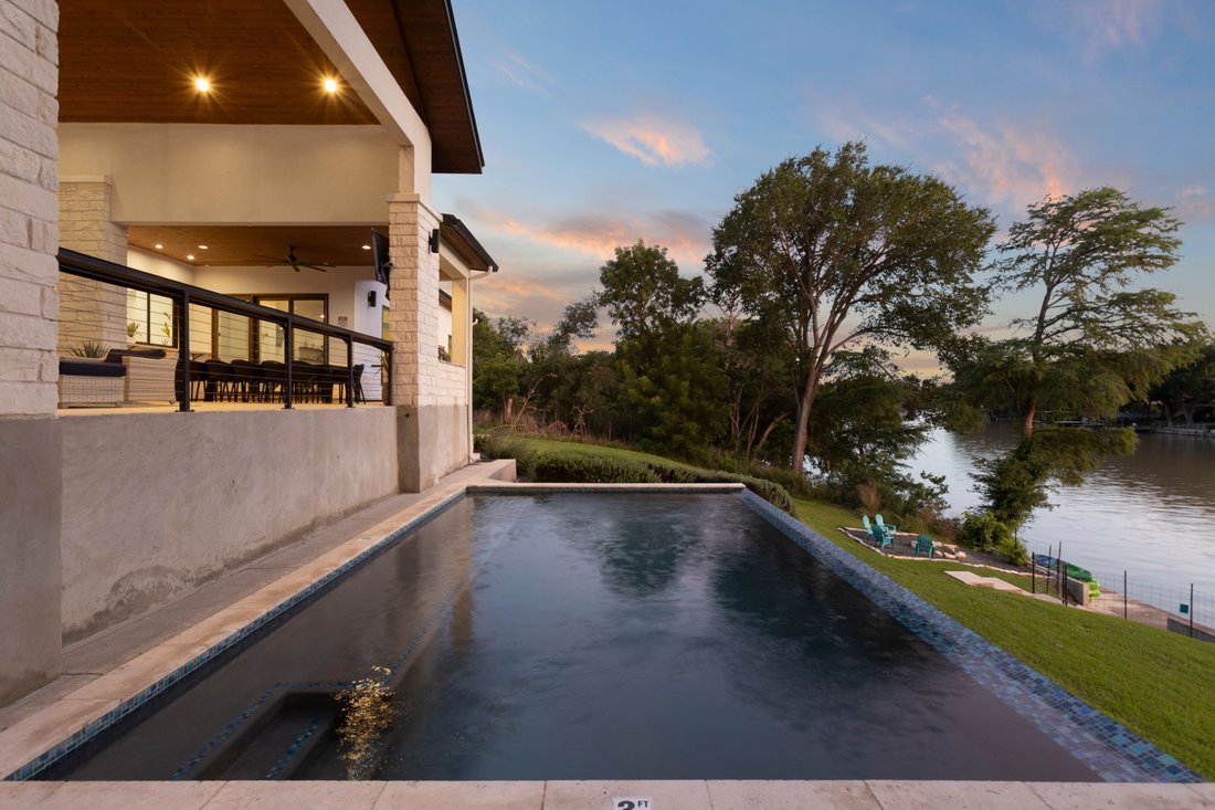 House in Seguin, Texas, United States 3 - 18064855