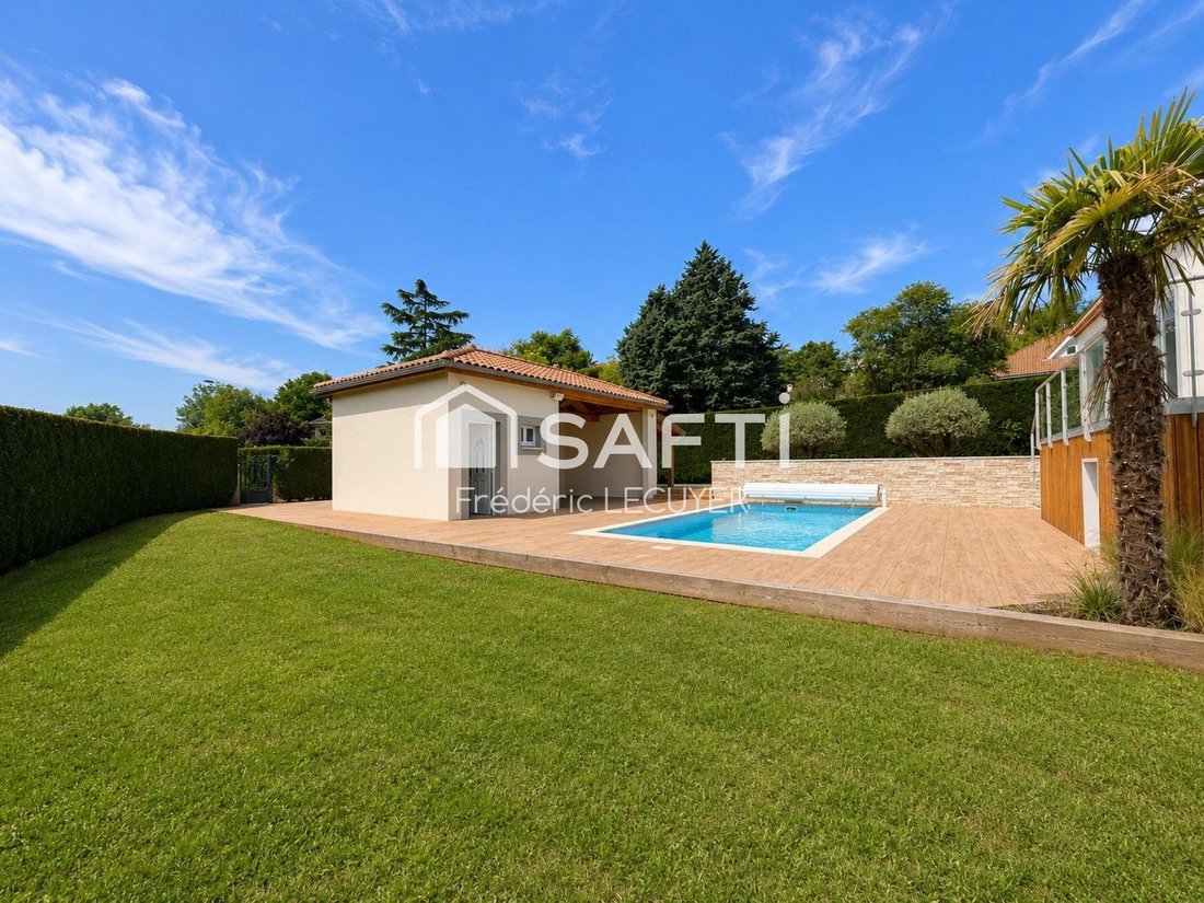 House in Chateaugay, Auvergne-Rhône-Alpes, France 4 - 18062432