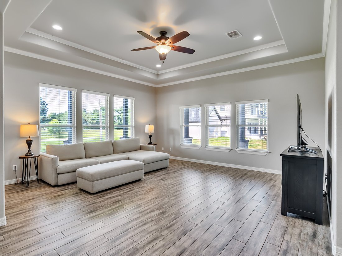House in Angleton, Texas, United States 5 - 16689672