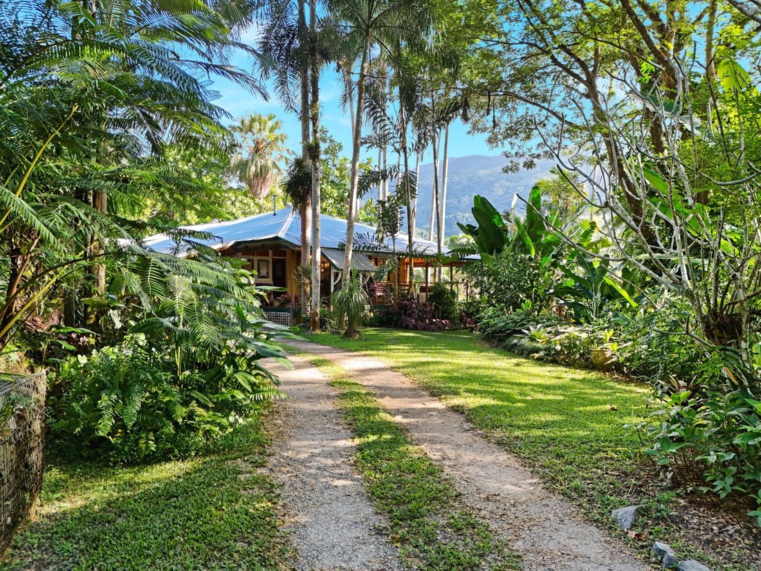 House in Whyanbeel, Queensland, Australia 1 - 18061130