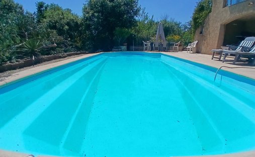 Maison à Esparron-de-Verdon, Provence-Alpes-Côte d'Azur, France 1