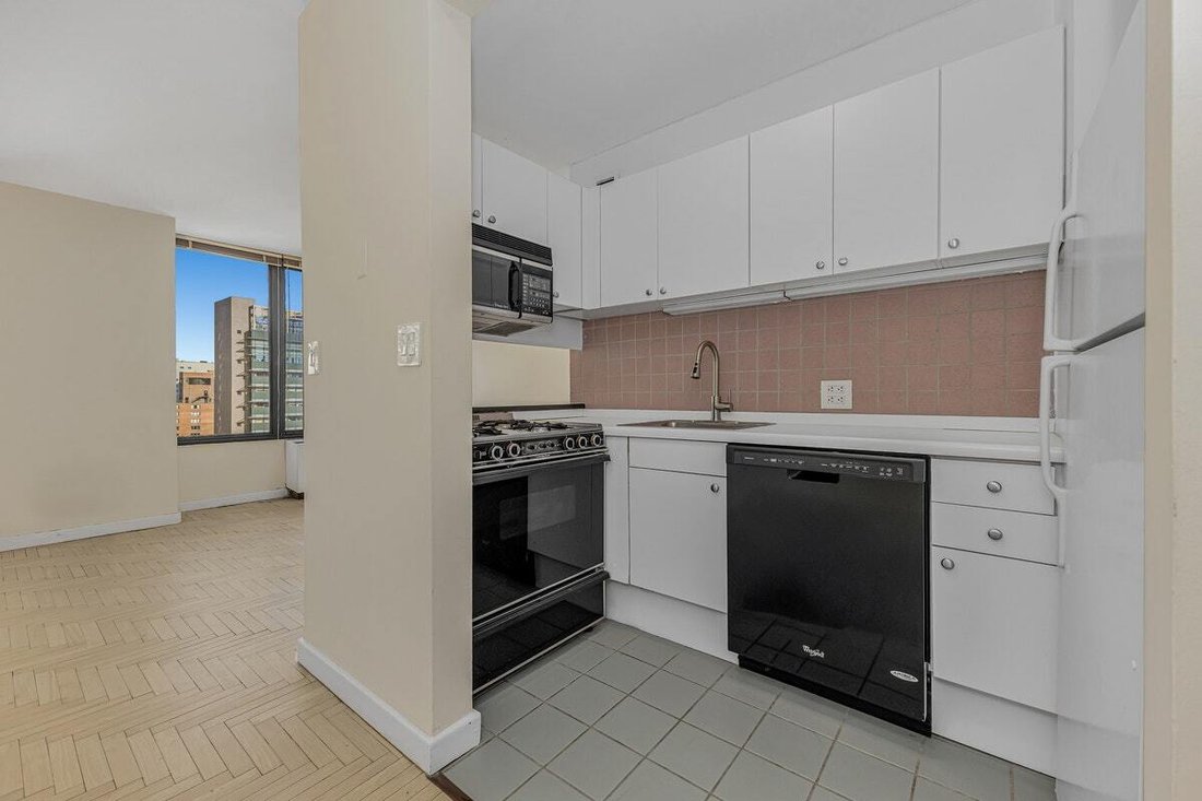 Condo in New York, New York, United States 4 - 16780855