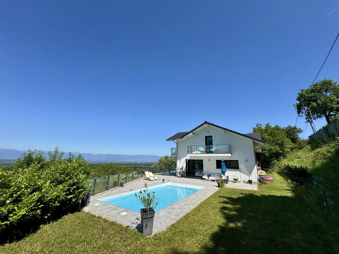 House in Cranves-Sales, Auvergne-Rhône-Alpes, France 1 - 18065444