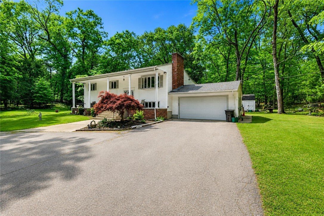 House in Johnston, Rhode Island, United States 2 - 18062620