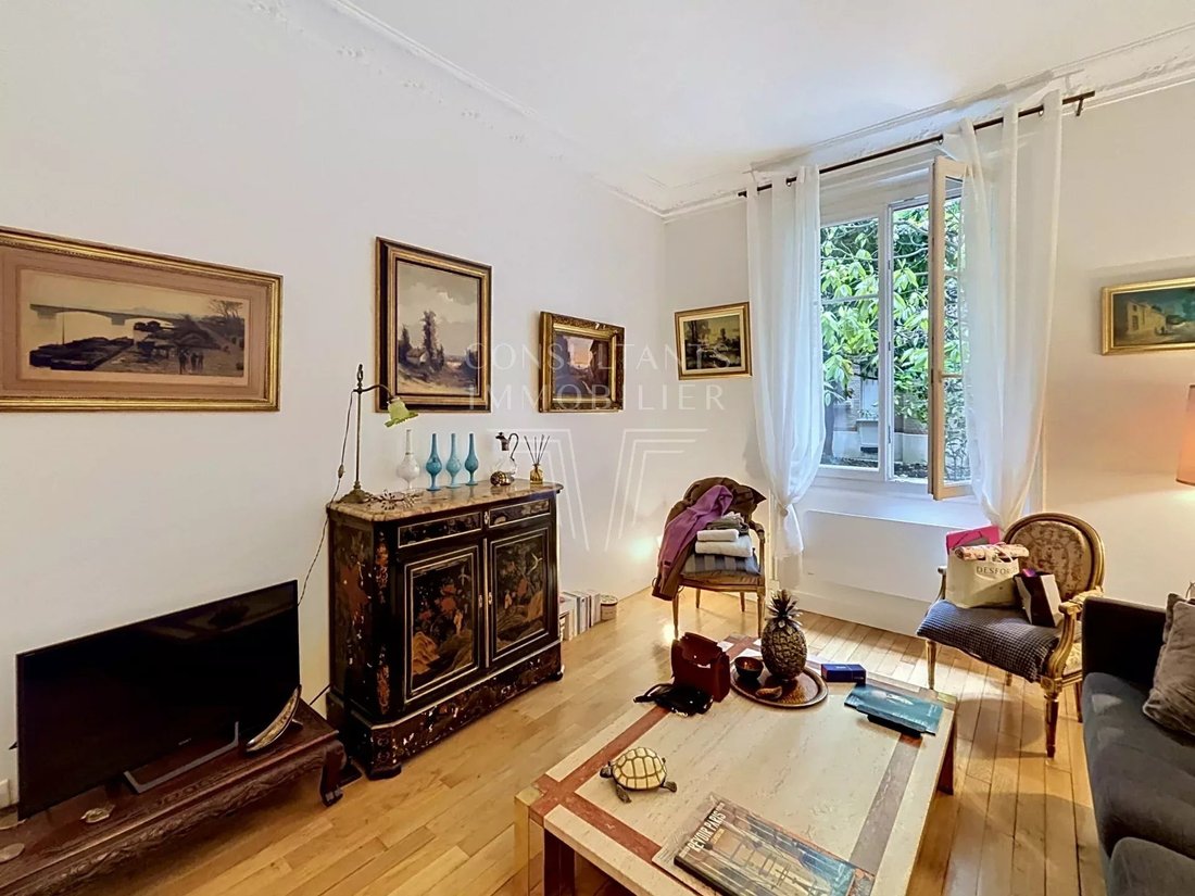 Apartment in Pereire-Malesherbes, Paris 17e Arrondissement, Paris 1 - 18061372