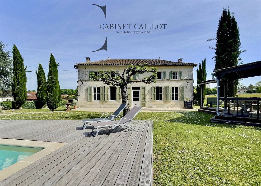 House in Fleac-sur-Seugne, Nouvelle-Aquitaine, France 4 - 18062957