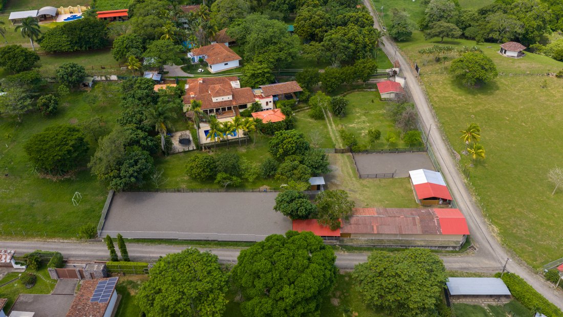 Estate in Turrúcares District, Alajuela Province, Costa Rica 1 - 18065269
