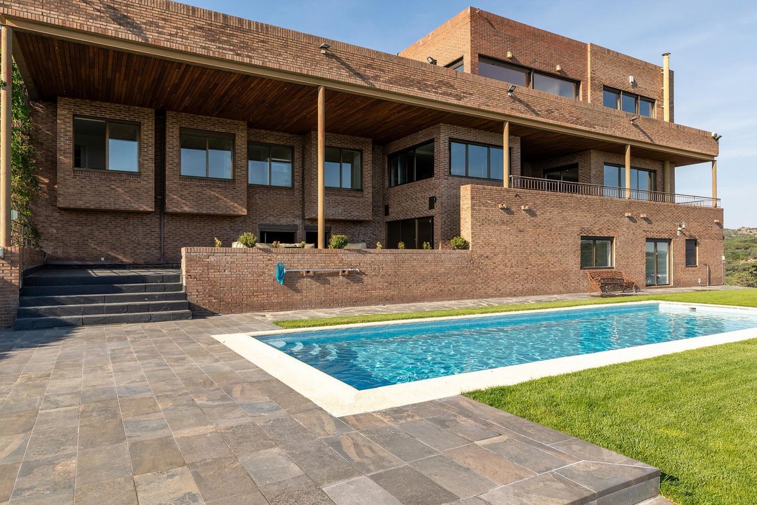 Villa in Galapagar, Comunidad de Madrid, Spain 4 - 18036782