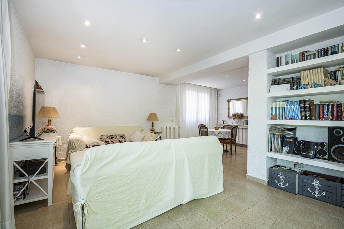 Villa in Sant Cugat del Valles, Catalonia, Spain 5 - 18064280