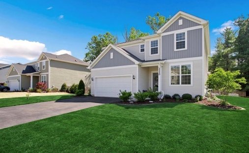 House in Island Lake, Illinois, United States 1