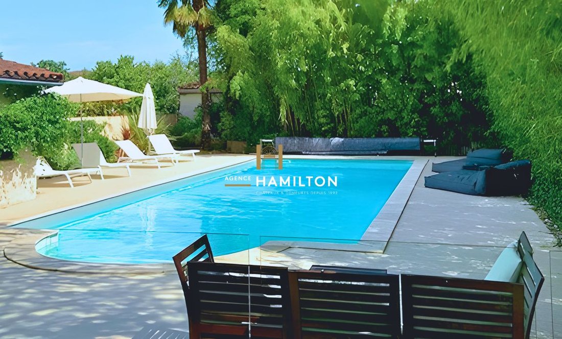 Villa in Grand Centre, Albi, France 3 - 18064869