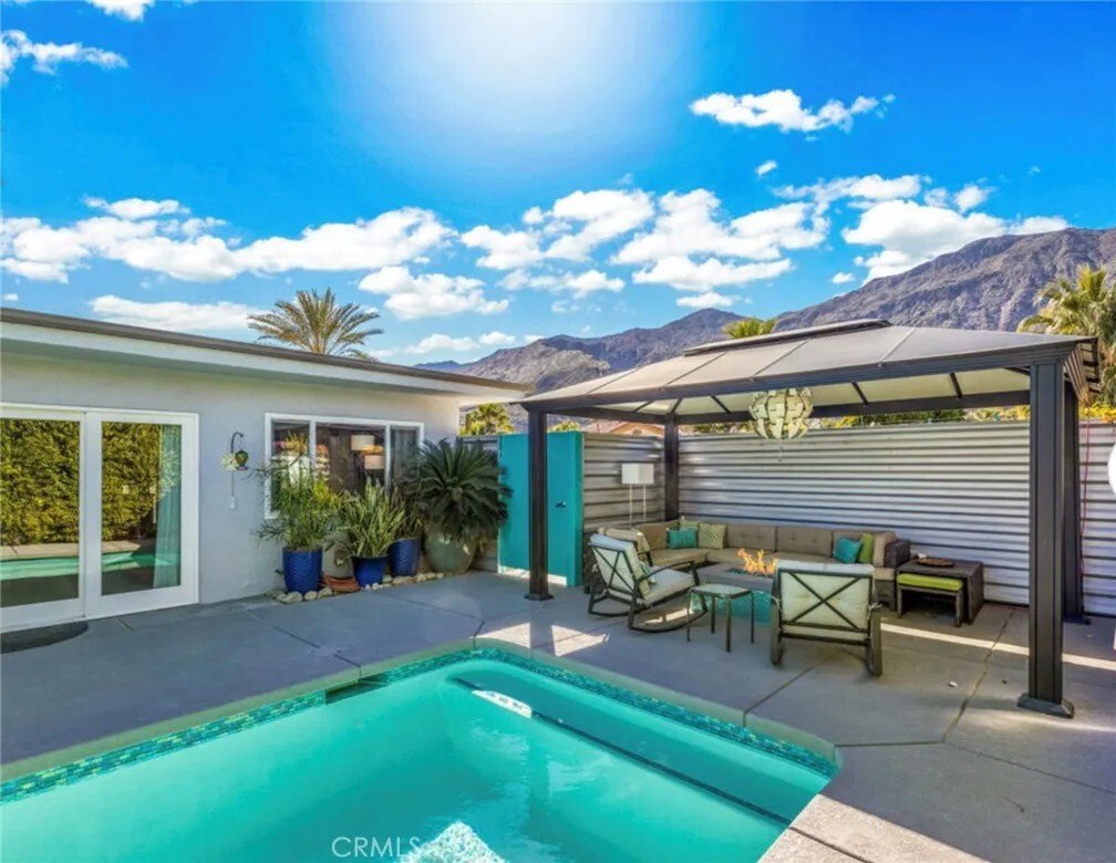 Palm Springs, California, United States 2 - 17905742