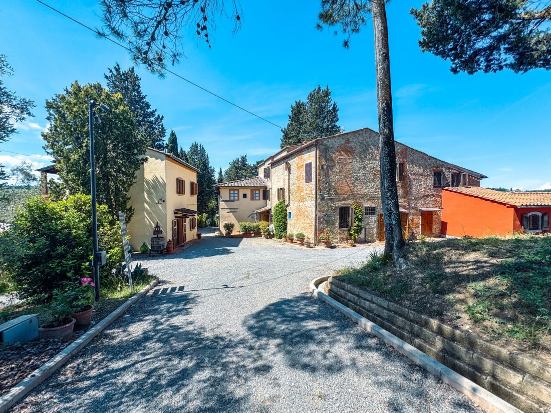 Villa in Gavorrano, Tuscany, Italy 3 - 18064962