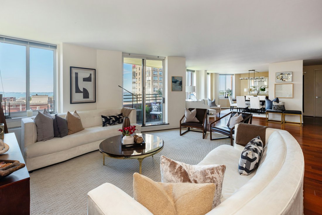 Condo in New York, New York, United States 1 - 18057221