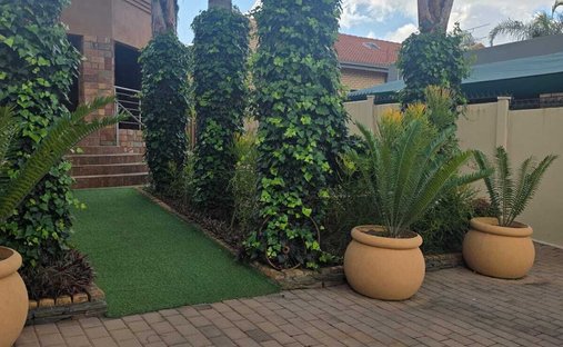 Country House in Pretoria, Gauteng, South Africa 1