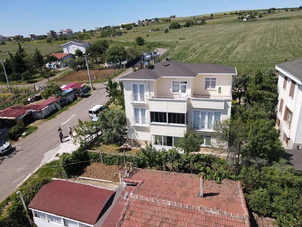 Villa in Tekirdağ, Tekirdağ, Turkey 2 - 18061095
