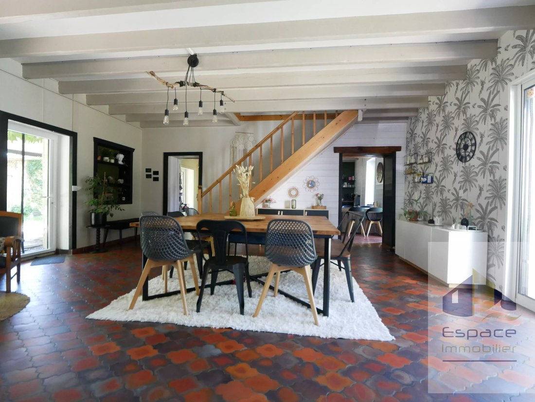 House in Aigrefeuille-d'Aunis, Nouvelle-Aquitaine, France 2 - 18061246