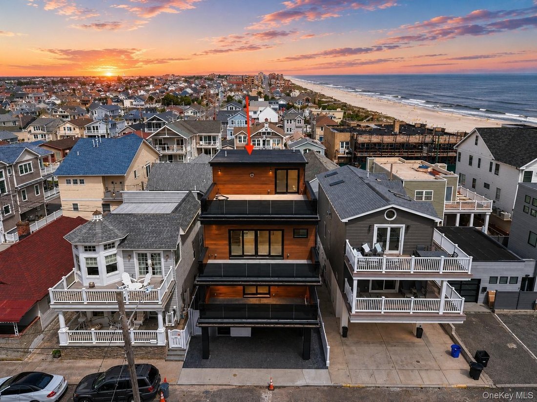 House in Long Beach, New York, United States 4 - 18063789