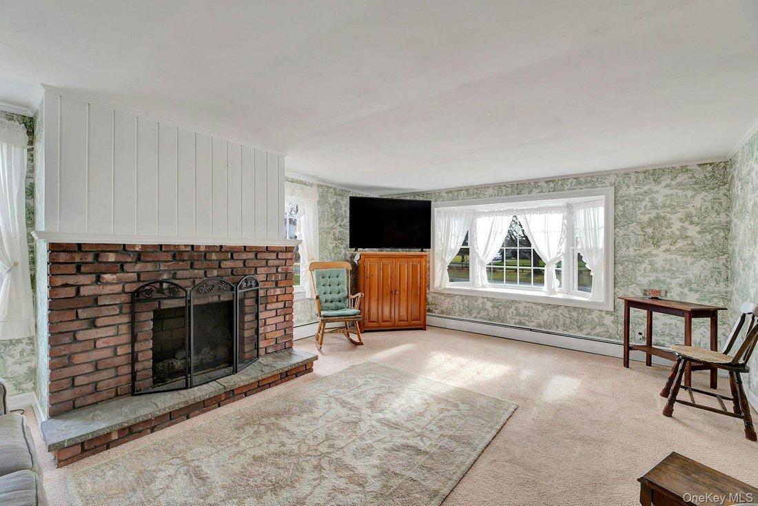 House in Greenport West, New York, United States 5 - 16699053