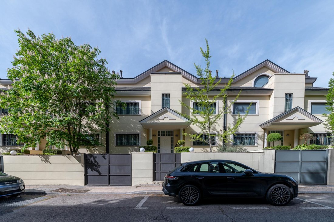 Villa in Hortaleza, Madrid, Spain 1 - 17502649
