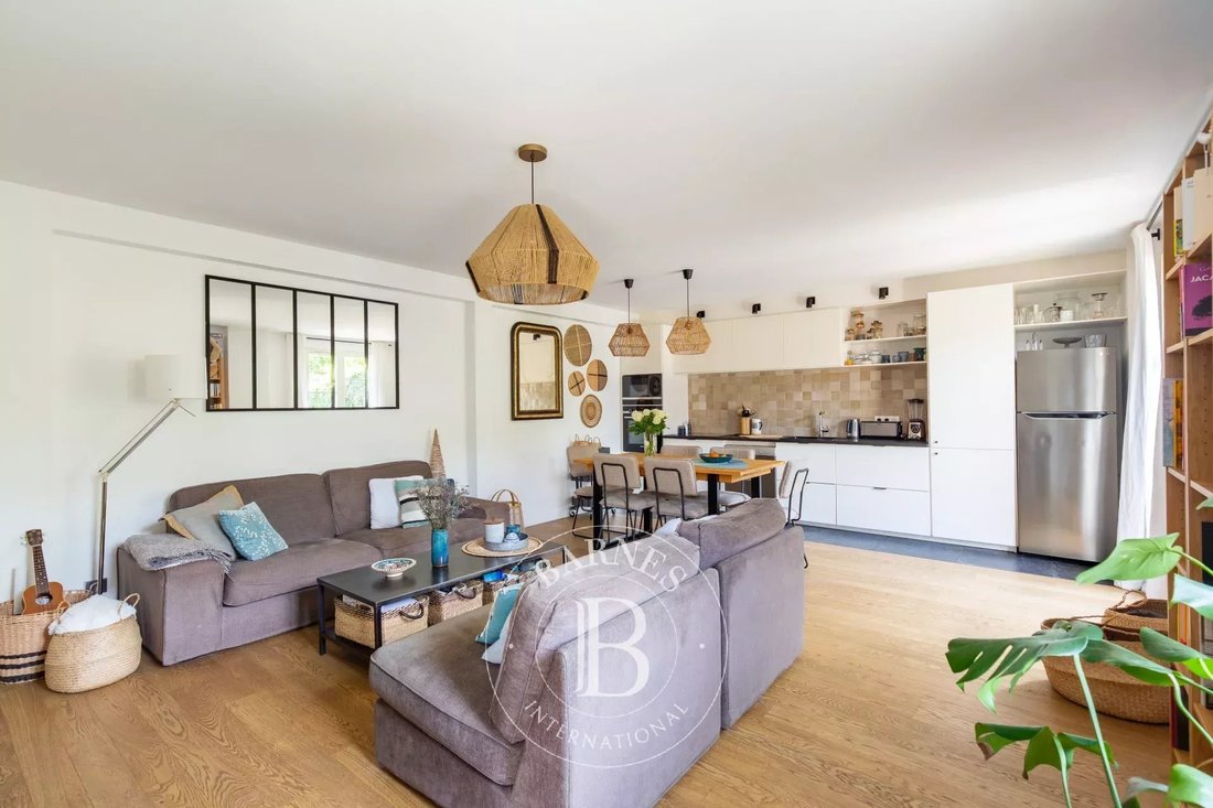 House in Saint-Germain-en-Laye, Ile-de-France, France 5 - 18064596