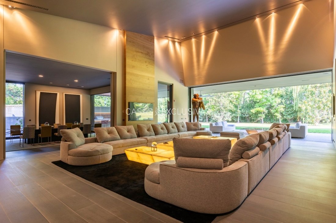 Chalet in Somosaguas, Pozuelo de Alarcon, Comunidad de Madrid 4 - 17332740