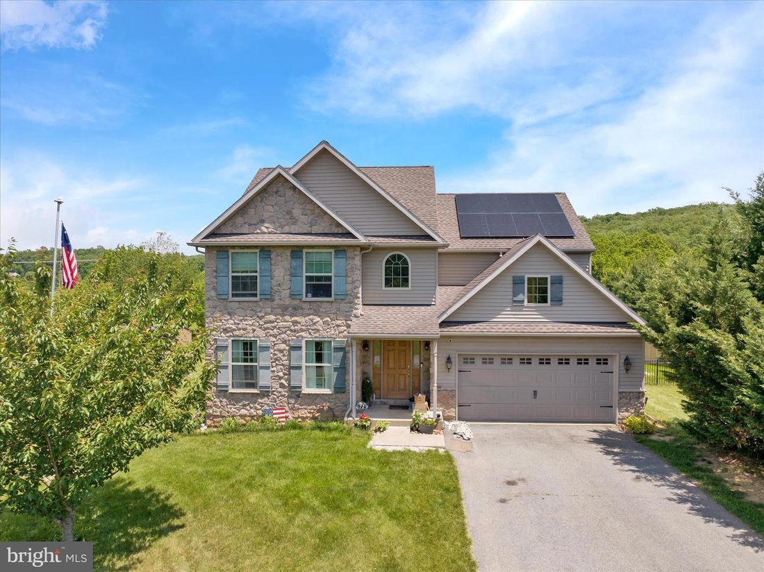 House in Mertztown, Pennsylvania, United States 1 - 18065455