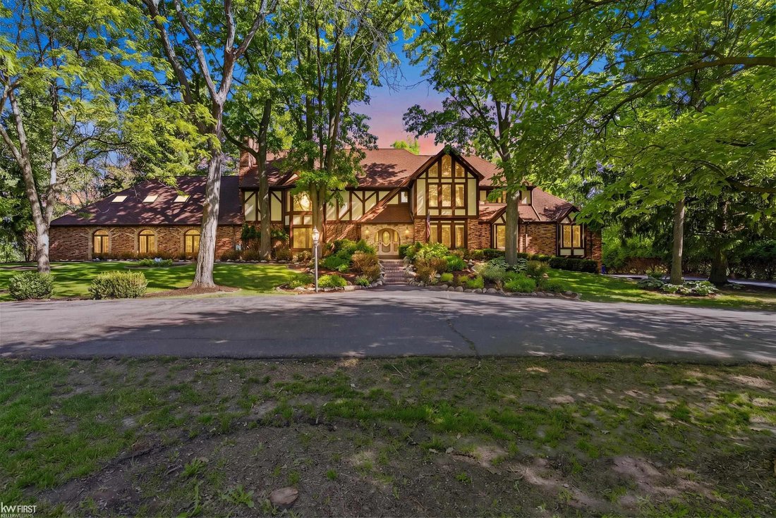 House in Grand Blanc Township, Michigan, United States 1 - 18061677