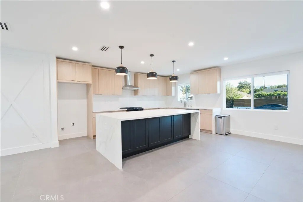 House in Los Angeles, California, United States 3 - 18048256