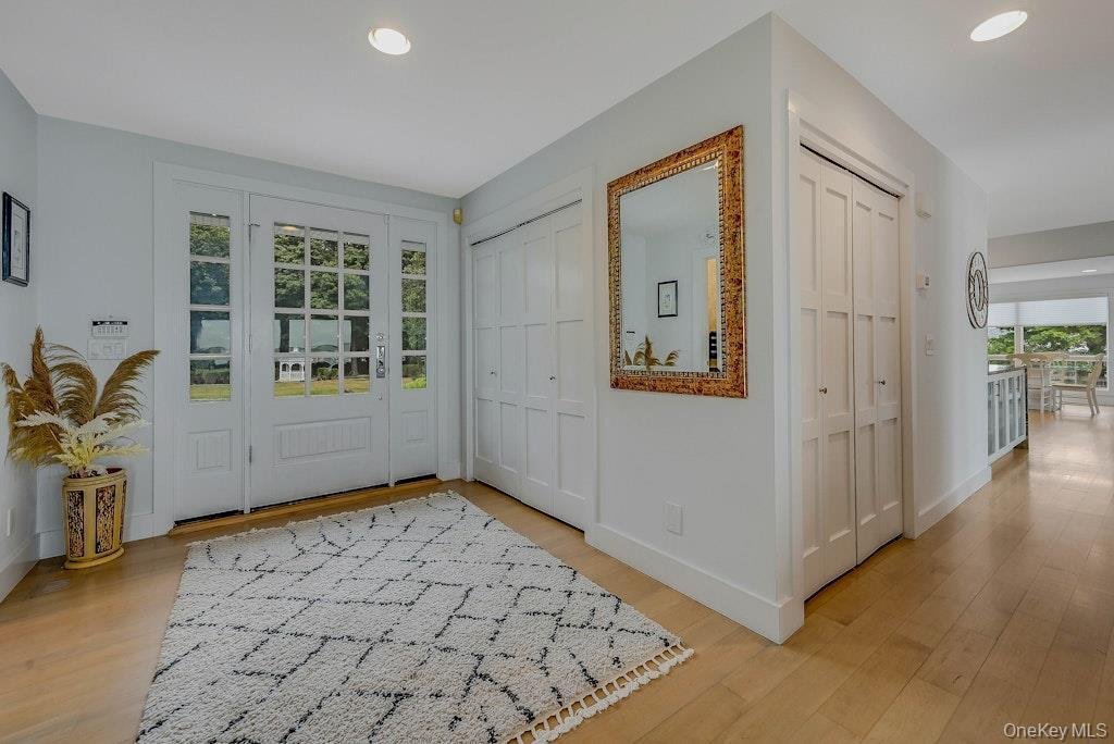 House in Center Moriches, New York, United States 4 - 17809696