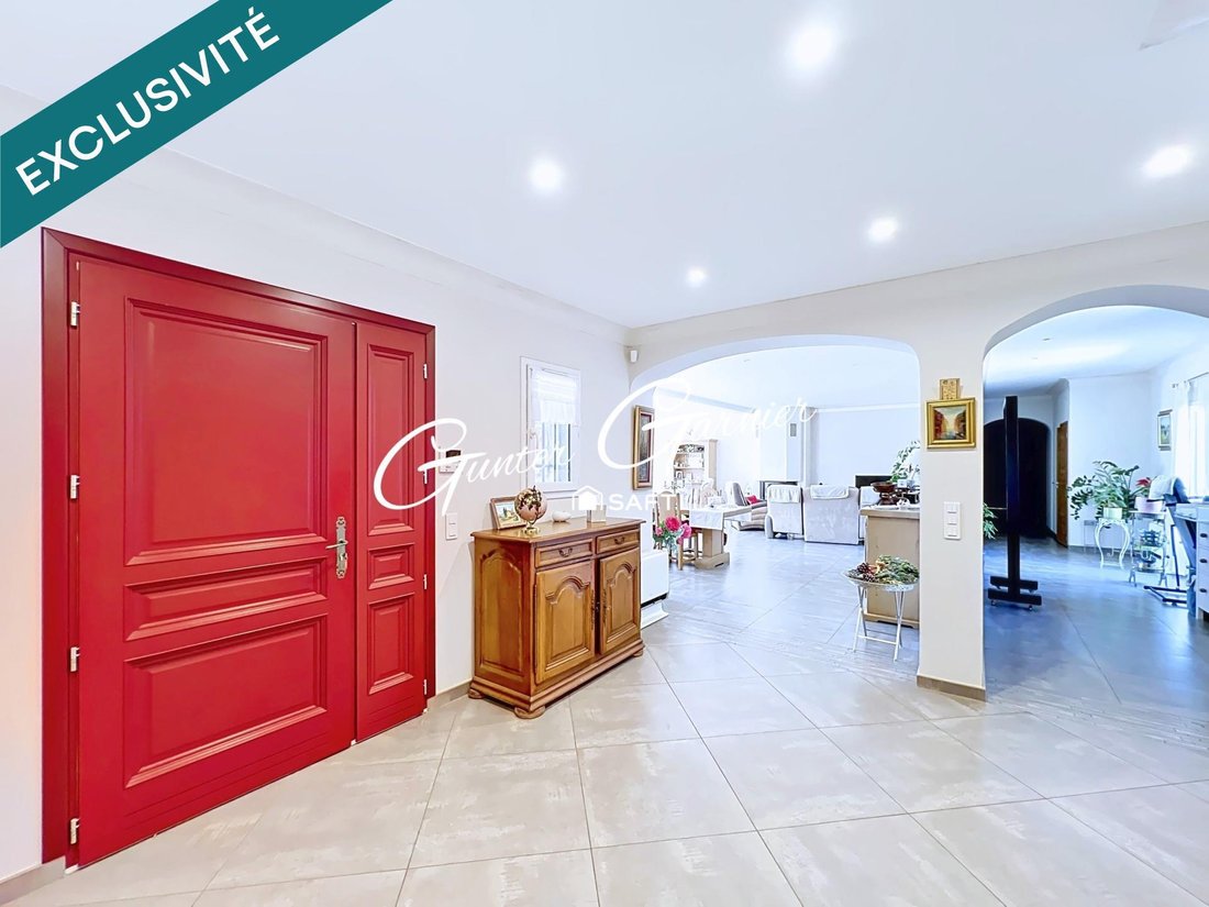 House in Sud, Le Luc, France 3 - 18062377