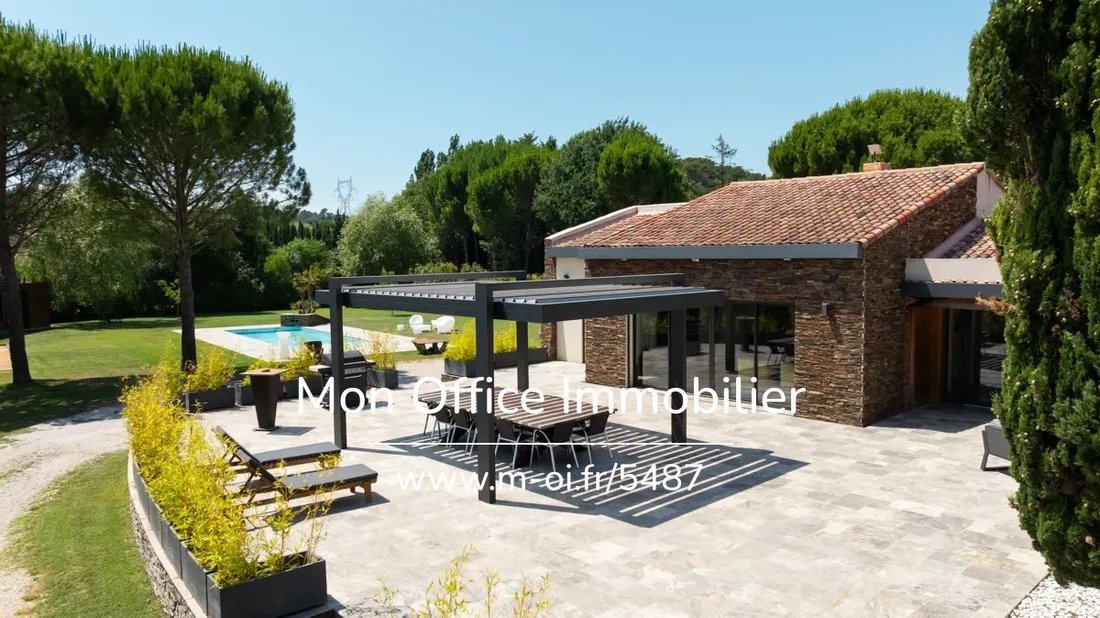 House in Bouc-Bel-Air, Provence-Alpes-Côte d'Azur, France 1 - 18063052