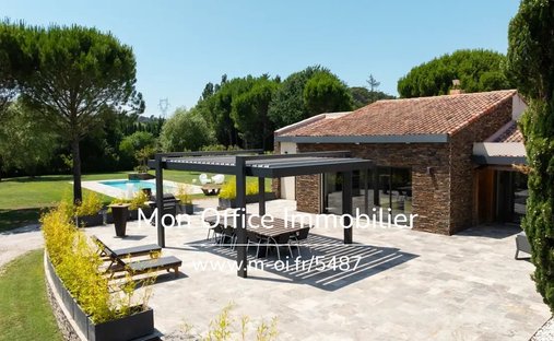 House in Bouc-Bel-Air, Provence-Alpes-Côte d'Azur, France 1