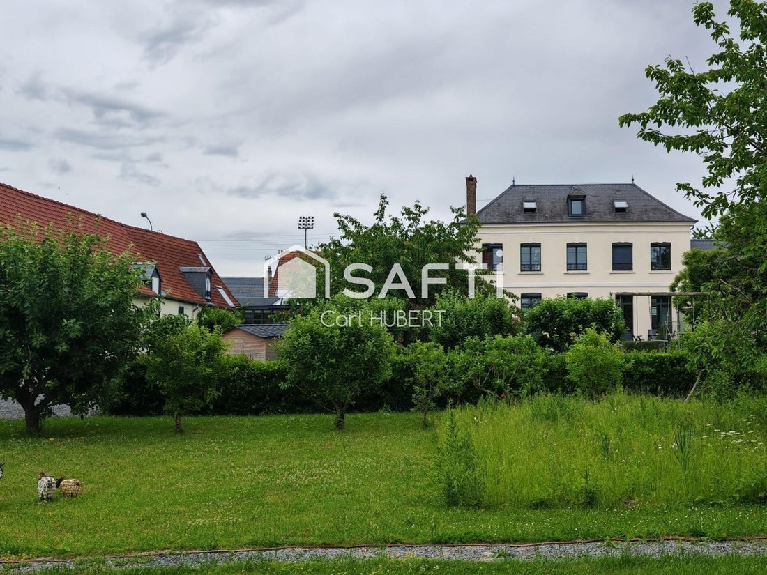 House in Abbeville, Hauts-de-France, France 2 - 16862603