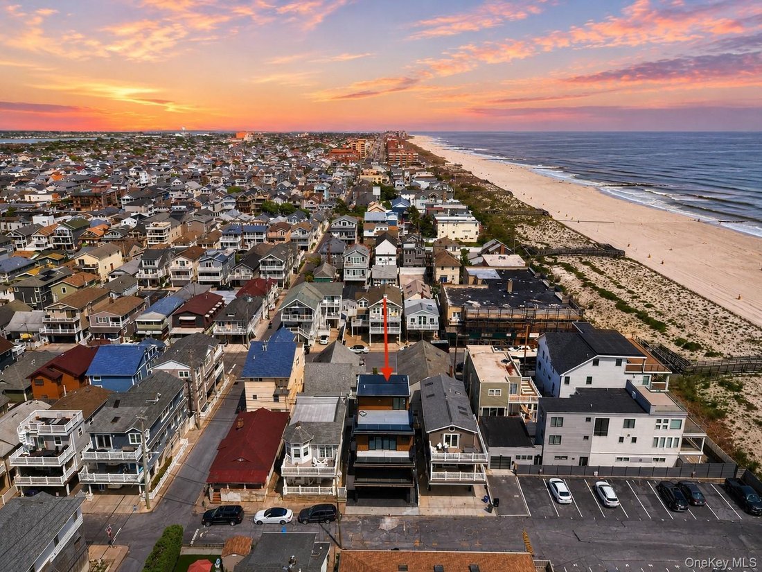 House in Long Beach, New York, United States 3 - 18063789