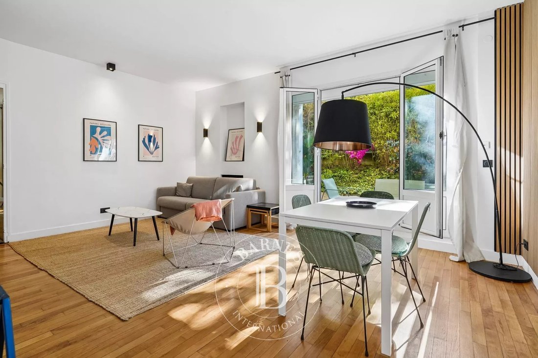 Apartment in Muette Nord, Paris 16e Arrondissement, Paris 1 - 18064514