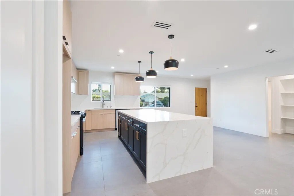 House in Los Angeles, California, United States 4 - 18048256