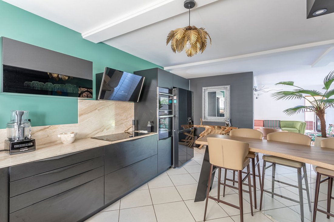 Villa in Plaine de Courouche, Martigues, France 3 - 18064896
