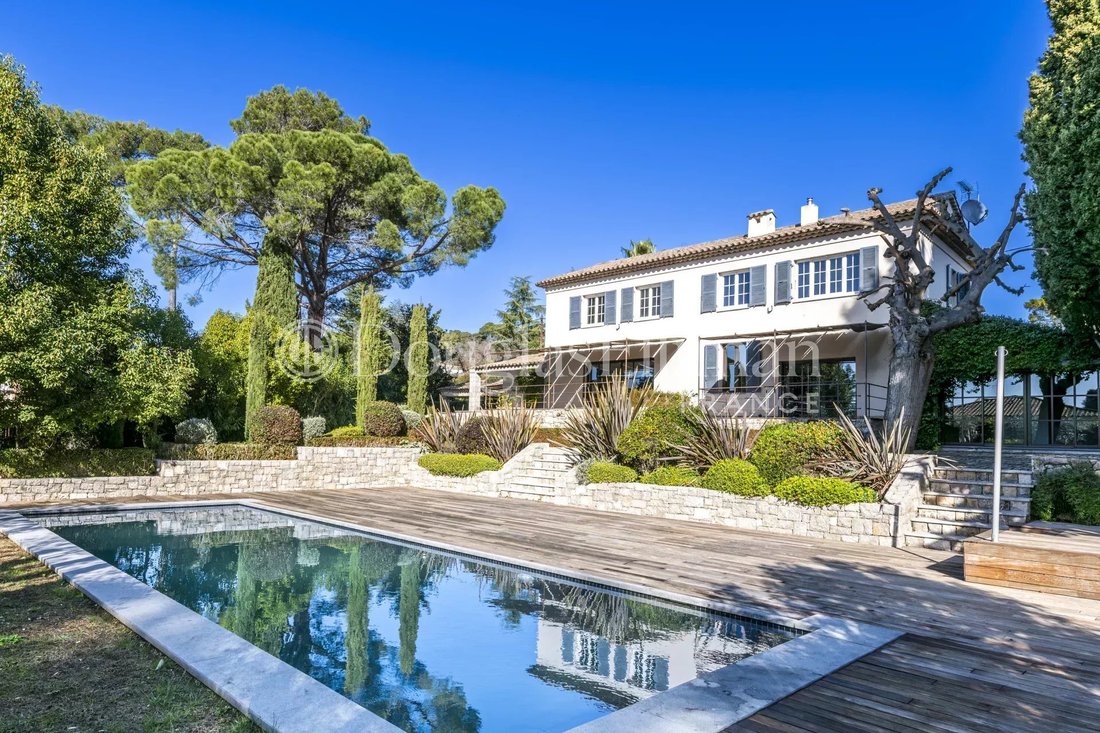Villa in Mougins, Provence-Alpes-Côte d'Azur, France 1 - 15189225