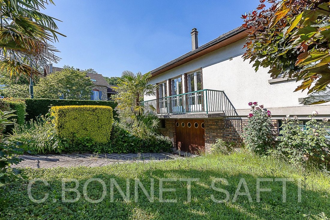 House in Bièvres, Ile-de-France, France 1 - 18062415