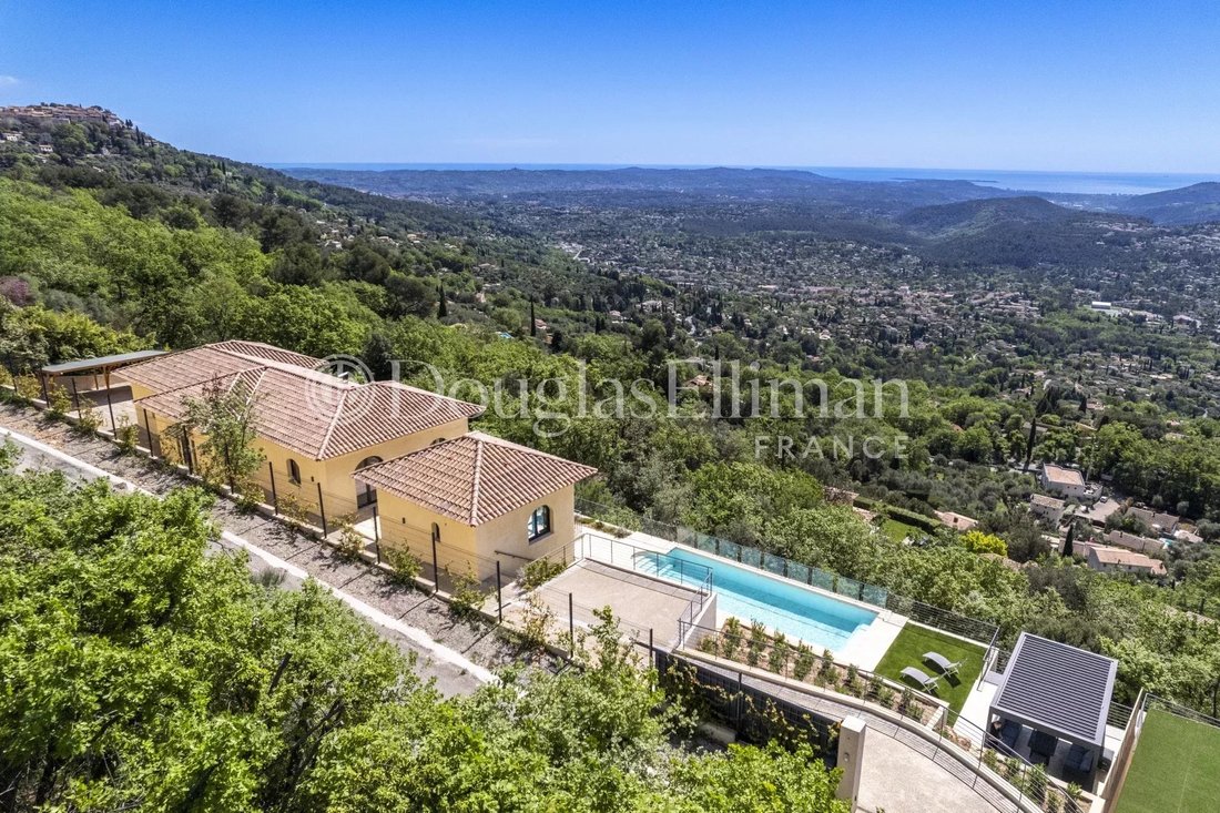 Villa in Cabris, Provence-Alpes-Côte d'Azur, France 1 - 14298938