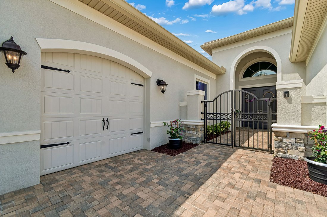 House in Zephyrhills, Florida, United States 2 - 17948887