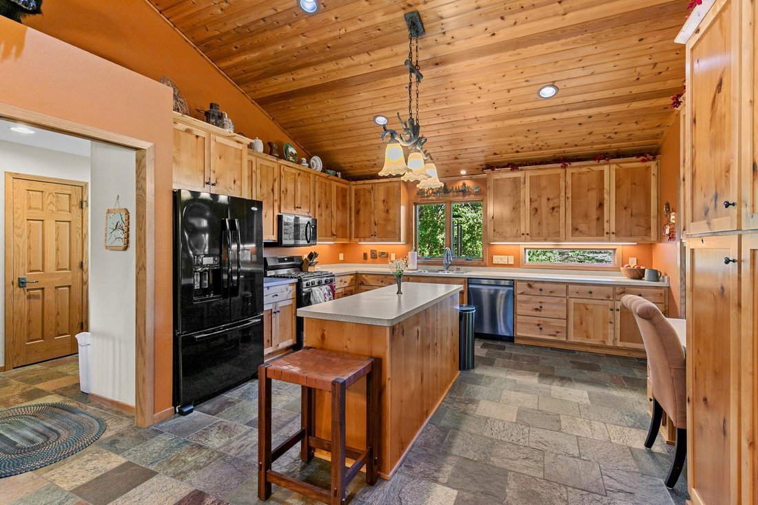 House in Circle Pines, Minnesota, United States 4 - 18061754