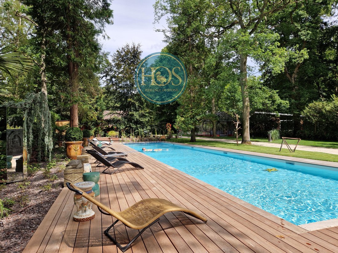 Villa in Ouest, Lamorlaye, France 1 - 18063556