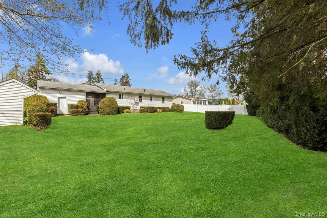 House in Hicksville, New York, United States 3 - 17712918